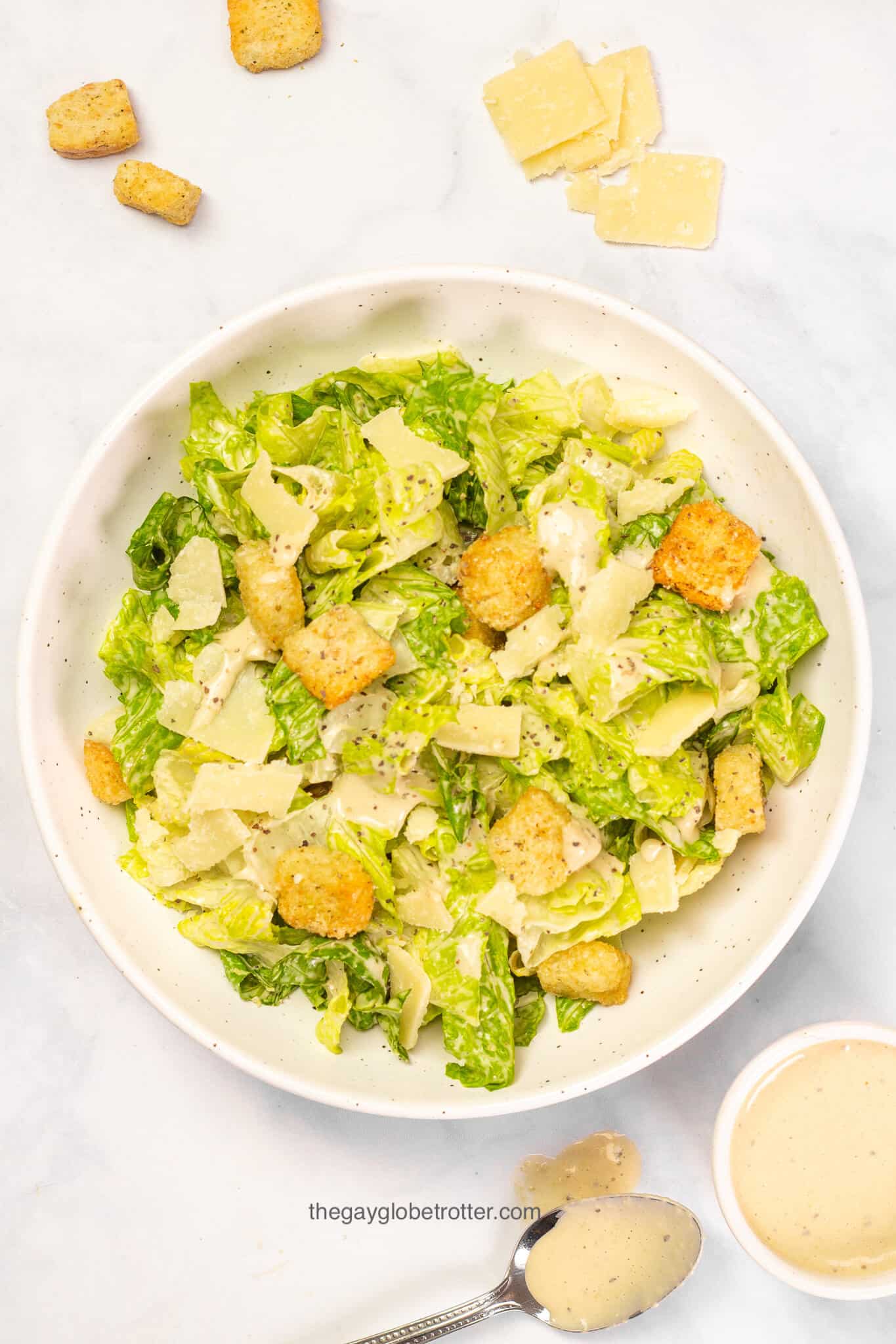 Classic Caesar Salad {With Easy Dressing} - The Gay Globetrotter