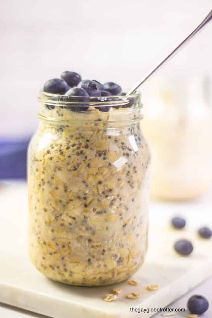 Blueberry Overnight Oats {Quick & Healthy!} - The Gay Globetrotter