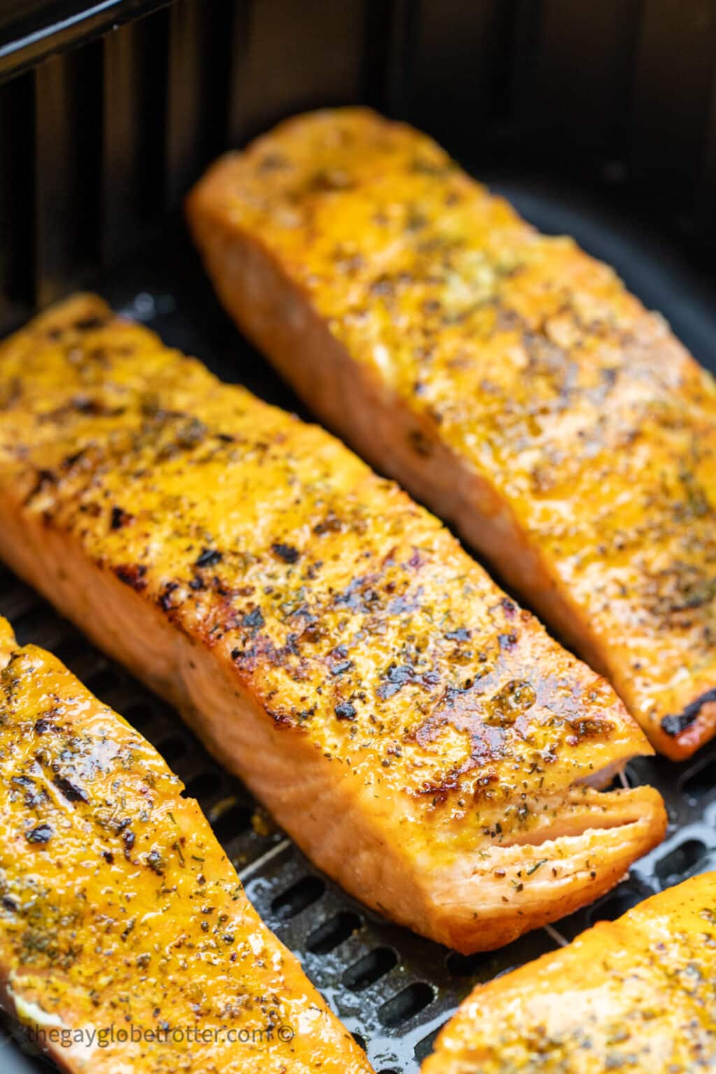 Air Fryer Salmon {Lemon Seasoned, 9 Minutes!} - The Gay Globetrotter