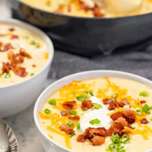 Loaded Baked Potato Soup {Easy Stovetop Recipe} - The Gay Globetrotter