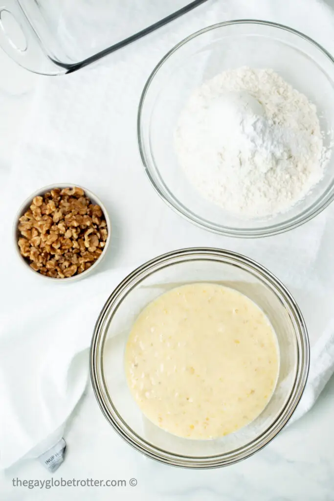 Wet and dry ingredients for banana bread.